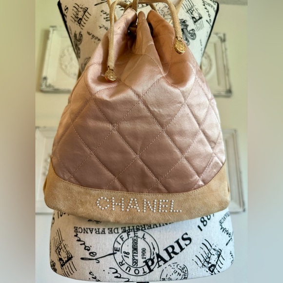 FREE GIVEAWAY! Follow on IG @myexlux free giveaways often - Picture 4 of 10